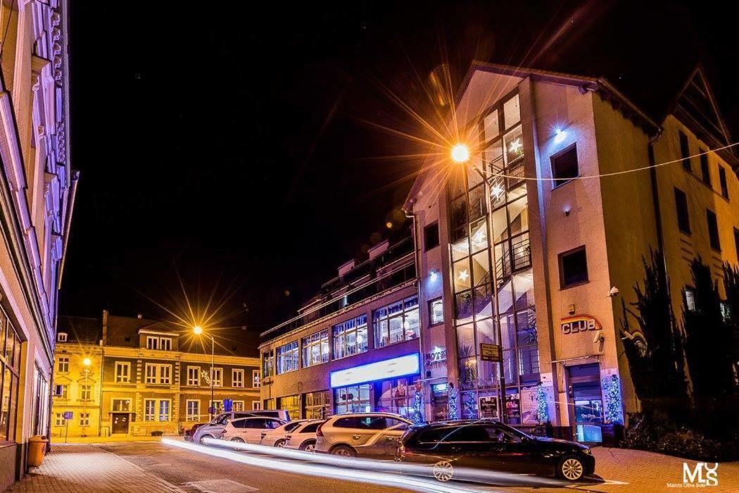 Pokoje Goscinne Teczowa Luban Esterno foto